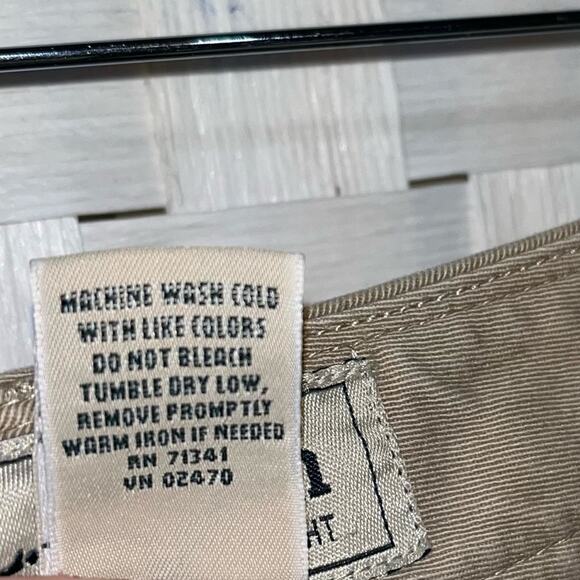 L.L. Bean Women’s Favorite Fit Straight Khaki Chino Pants Size 18 100% Cotton - Picture 9 of 10